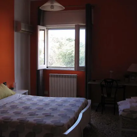 Guest house Caseggiato Ogliastrillo Cefalu